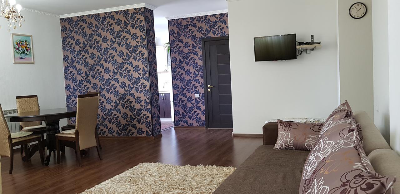 Apartment Lazurniy Nur-Sultan  Exterior photo